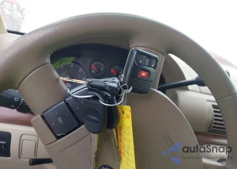 2004 Ford Freestar Sel z USA, uszkodzony, nr VIN 2FMZA52244BB27897